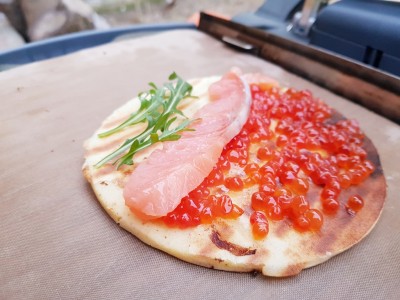 Блины с красной икрой и семгой