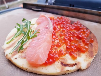 Блины с красной икрой и семгой