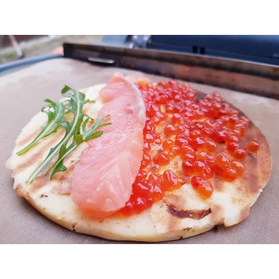 Блины с красной икрой и семгой